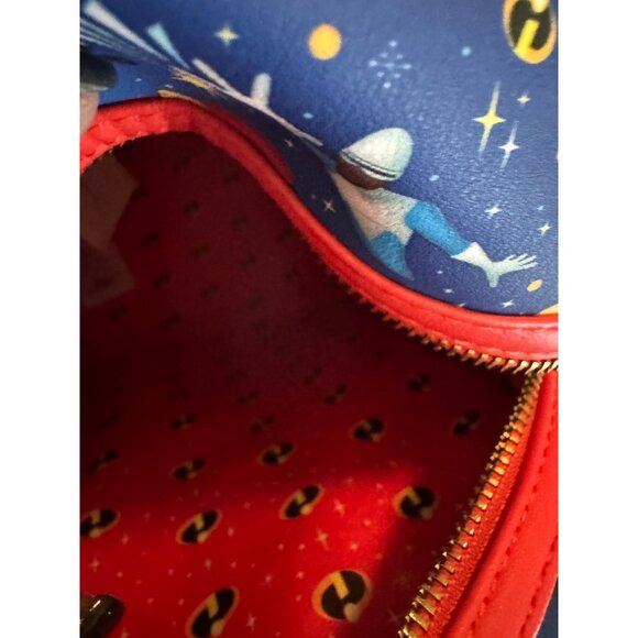 New 2022 Disney Parks Loungefly The Incredibles AOP Mini Backpack - Picture 5 of 7